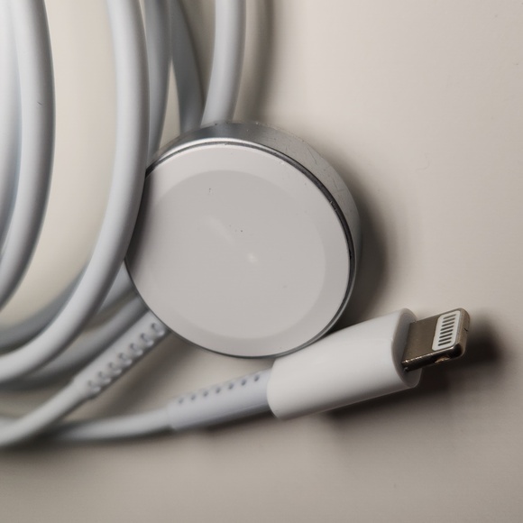 APPLE 2 in 1 Fast Charger/Data For IPhone 14-11, IWatch 8-1, NWT in box - Picture 10 of 12